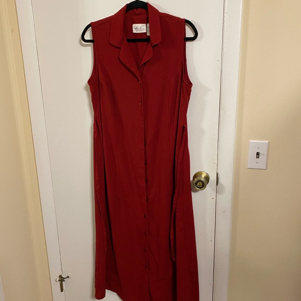 Kathie Lee size 14-16W red sleeveless dress.